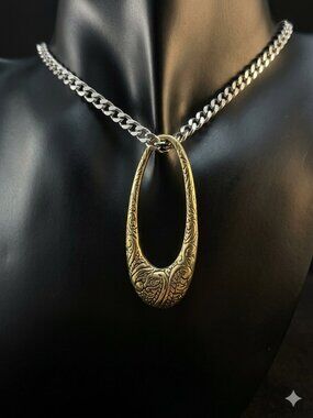Etched Brass Oval Pendant – Vintage Style Statement Necklace